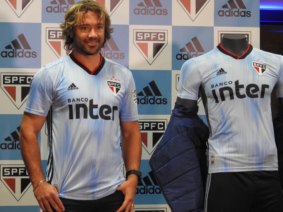 Lista GE: relembre os uniformes 3 do São Paulo na história do clube