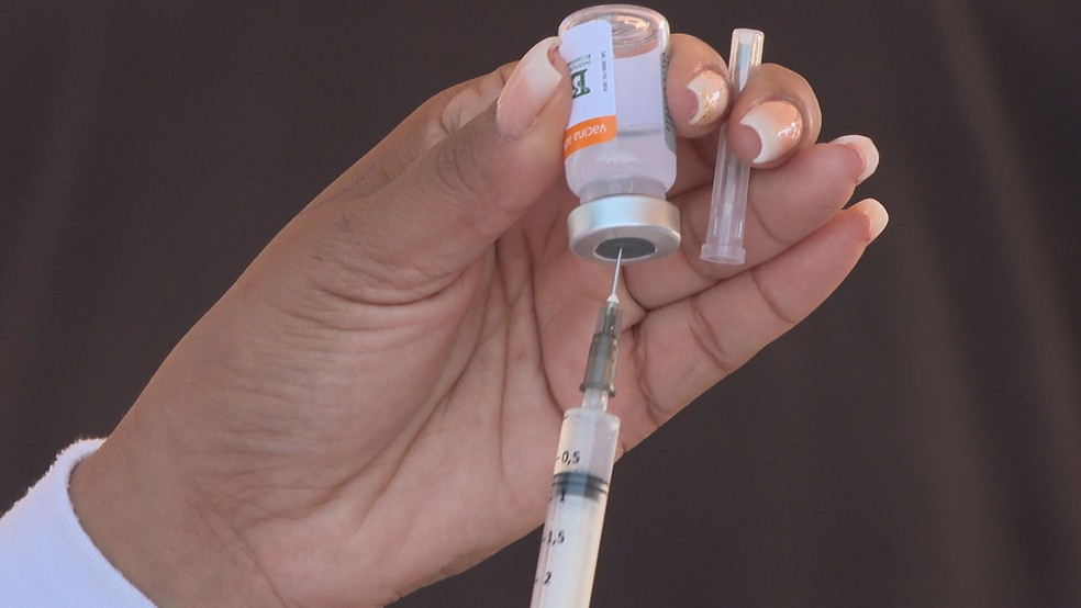 Vacinação contra Covid-19 no DF — Foto: TV Globo/ Reprodução