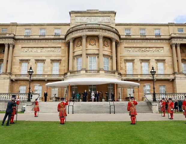 Como o Palácio de Buckingham mudou durante o reinado da rainha Elizabeth II (Foto: Peter Cziborra - WPA Pool/Getty Images)