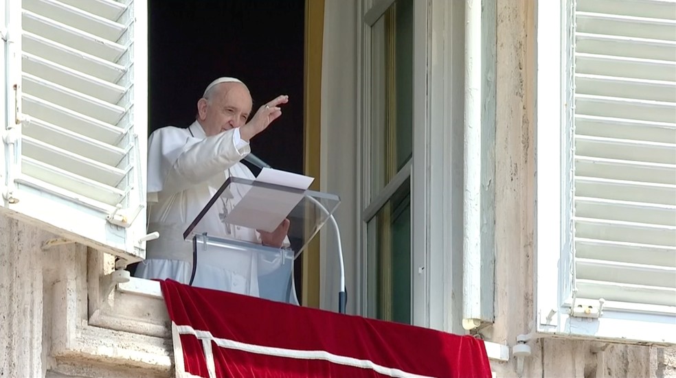 Imagem do Papa em 4 de julho de 2021, durante a celebração de domingo, antes de ir para o hospital onde foi operado. — Foto: Reuters