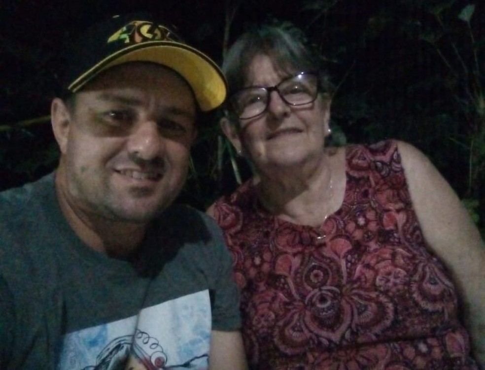 Morador de Chapecó transferido para o ES foi entubado ao lado da mãe — Foto: Arquivo Pessoal/Divulgação