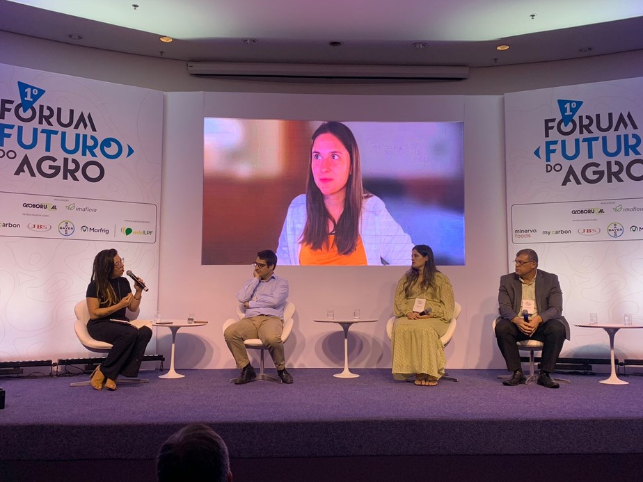 Mariana Vasconcelos, CEO da Agrosmart, participou do Fórum Futuro do Agro por videoconferência