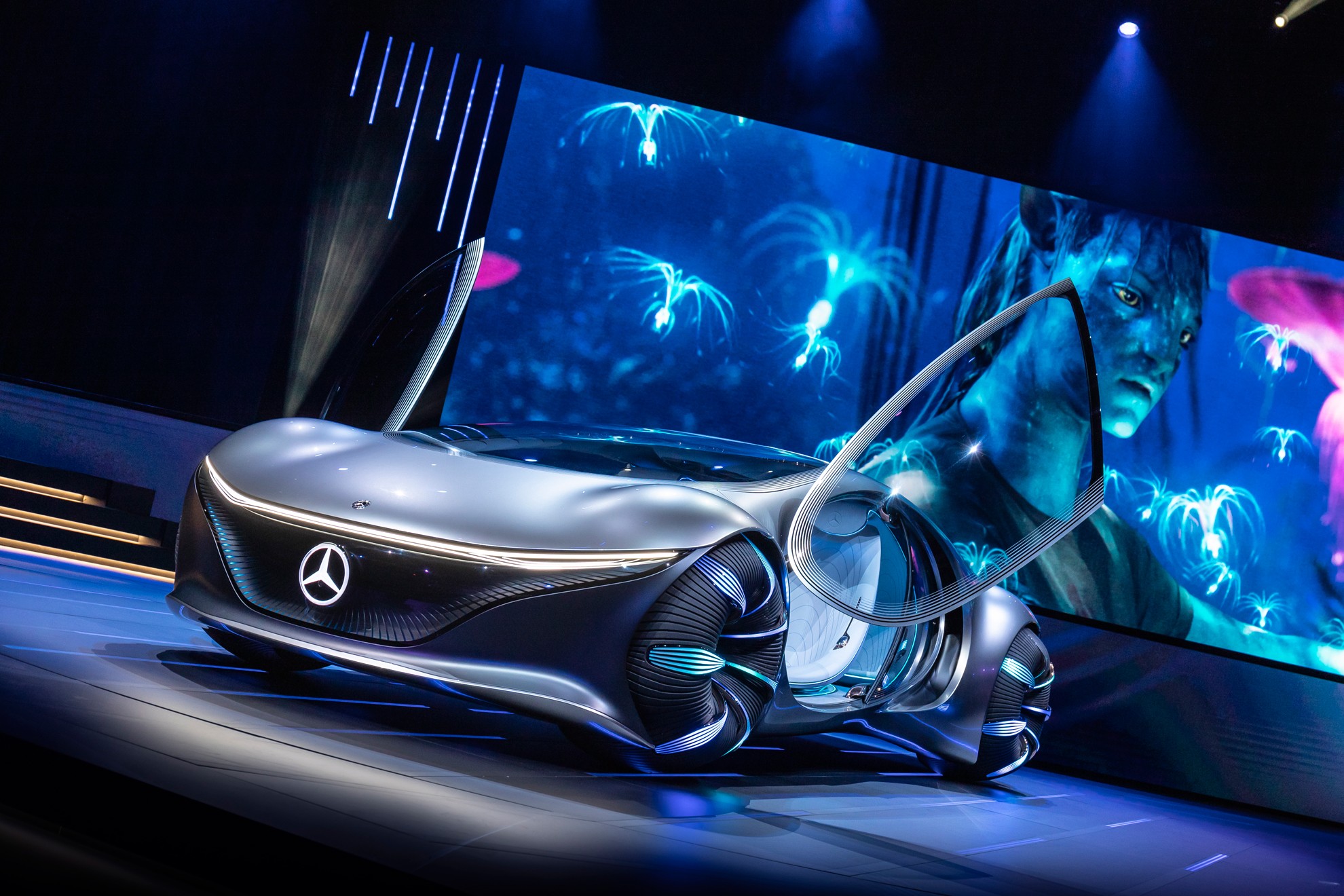 Mercedes-Benz cria carro baseado no filme 'Avatar' thumbnail