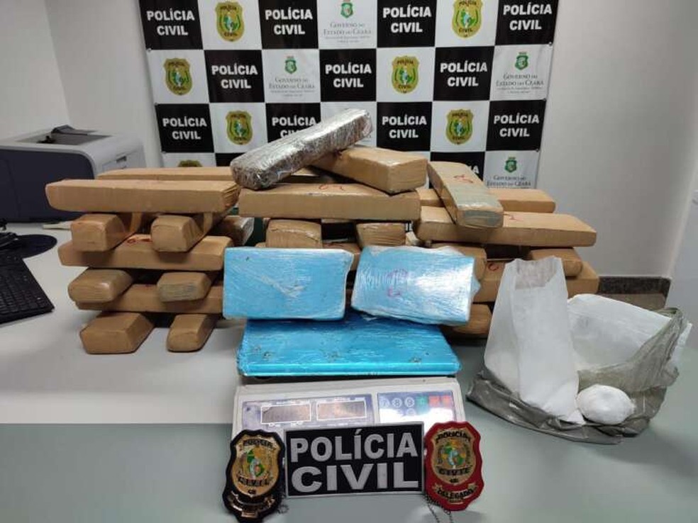 40 quilos de drogas foram apreendidos em caminhão em rodovia na cidade do Crato, no interior do Ceará. — Foto: Polícia Civil/ Divulgação