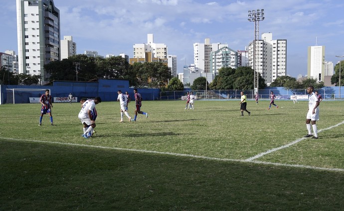 O Vitória-ES goleou um combinado de Cachoeiro de Itapemirim por 4 a 0, no Salvador Costa. (Foto: Richard Pinheiro/GloboEsporte.com)