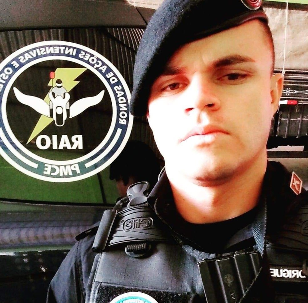 Policial Militar morreu após motocicleta ser atingida por caminhão em estrada no interior do Ceará. — Foto: Arquivo pessoal