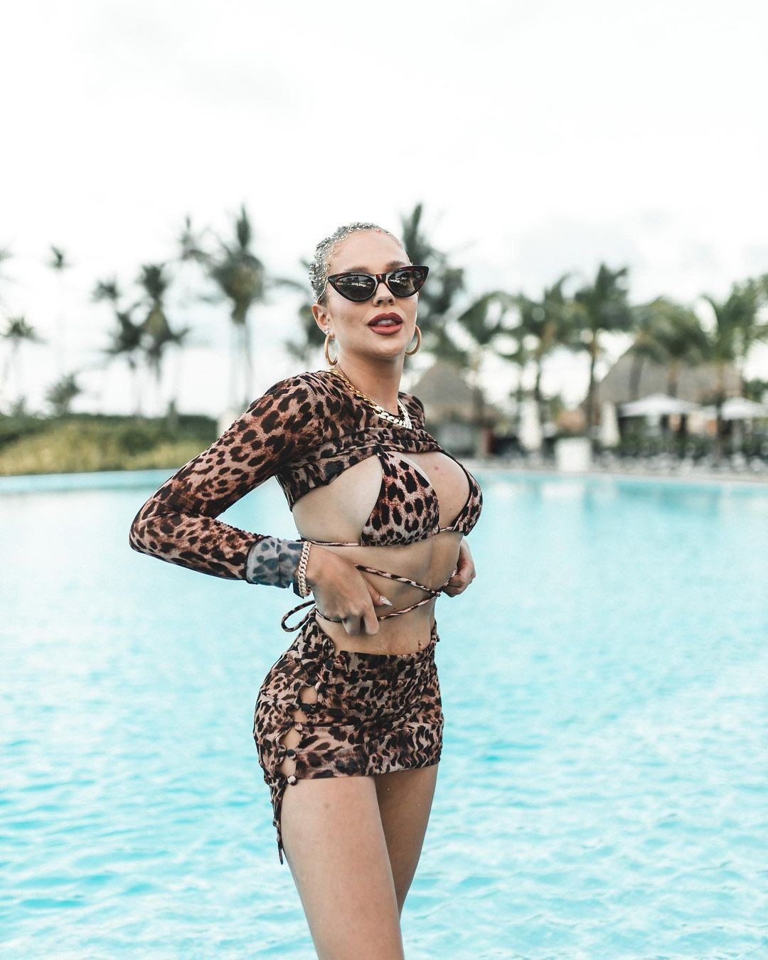 Gabi Lopes abre álbum de fotos em sua pool party de aniversário em Punta Cana (Foto: Reprodução/Instagram)