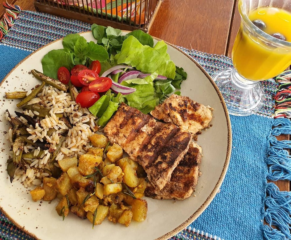 Prato vegano deve suprir ferro e cálcio antes obtidos com alimentos de origem animal — Foto:  Aline Lira/Arquivo Pessoal