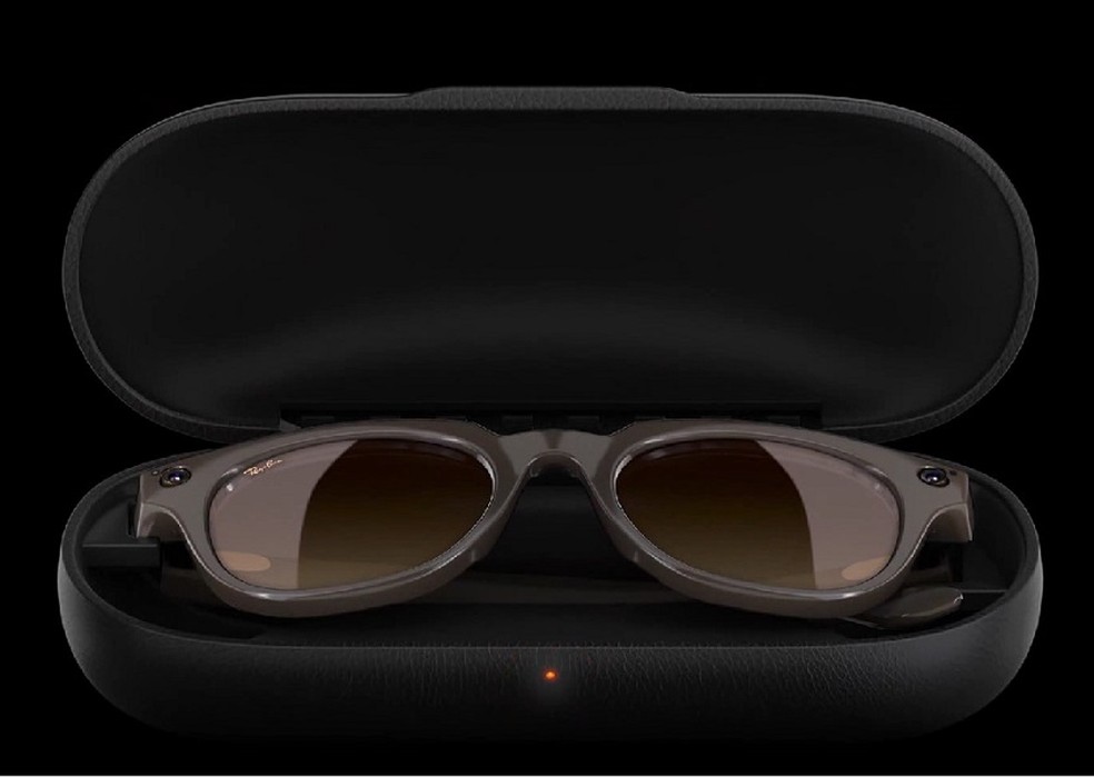 Estojo de carregamento do Ray-Ban Stories &mdash; Foto: Divulga&ccedil;&atilde;o/Ray-Ban