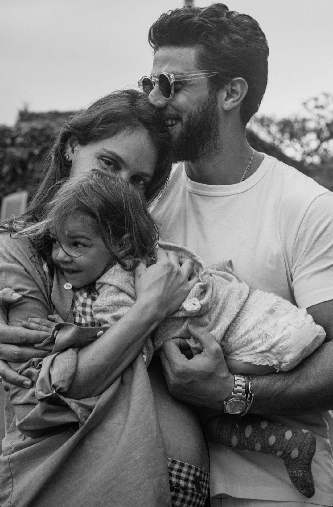 Laura Neiva e Chay com a pequena Maria  (Foto: Reprodução / Instagram )