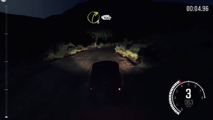 Dirt Rally: ambientes noturnos estão presentes em ambos os jogos (Foto: Reprodução/Victor Teixeira)