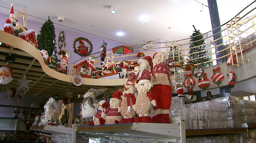 A dois meses do Natal, enfeites e panetones já são destaques nas lojas em Ribeirão  Preto | Ribeirão Preto e Franca | G1