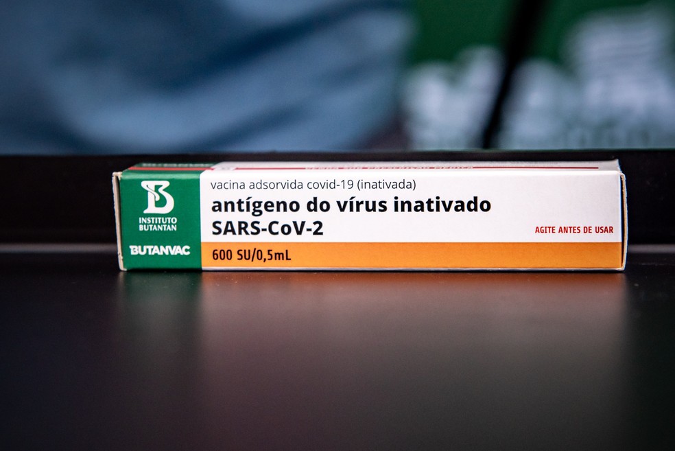 Pedido de aprovação do uso do imunizante à Anvisa poderá ser feito ao fim da fase 3 — Foto: ANTONIO MOLINA/ZIMEL PRESS/ESTADÃO CONTEÚDO