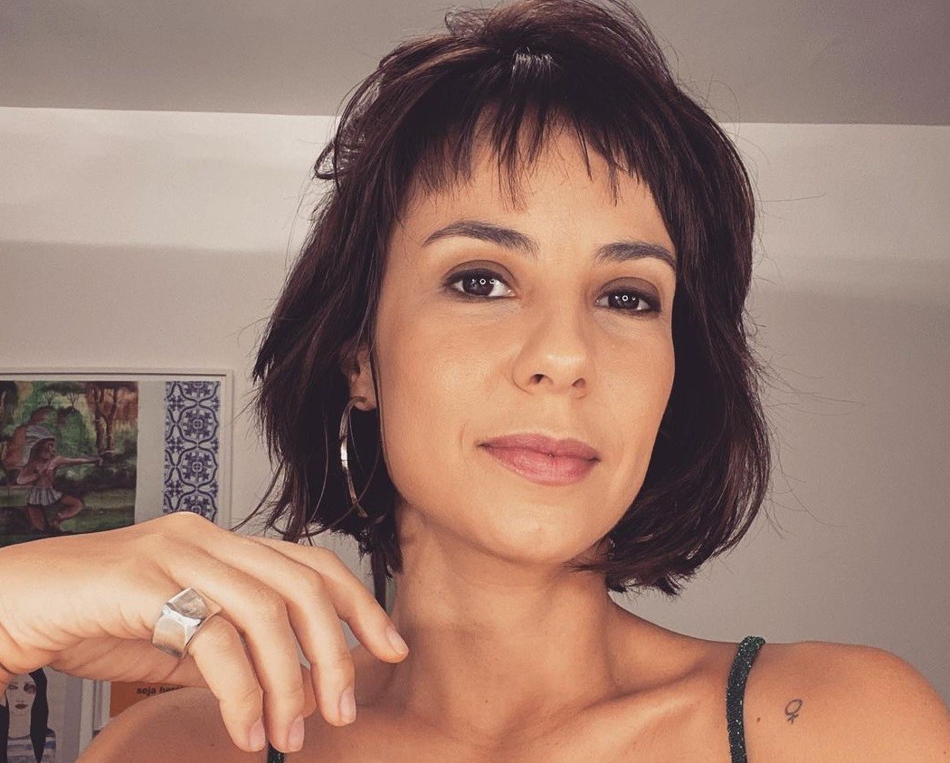 Andréia Horta está no elenco de Um Lugar ao Sol, nova novela das 9 (Foto: Reprodução/Instagram)
