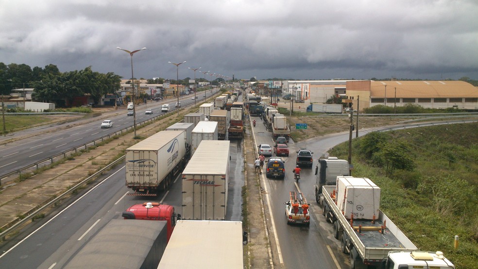 Trecho da BR-116 em Fortaleza — Foto: Gioras Xerez/G1 Ceará