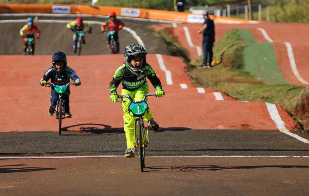 Murilo Moratelli se sagrou bicampeão brasileiro de ciclismo — Foto: Marcela Derrico/Confederação Brasileira de Ciclismo