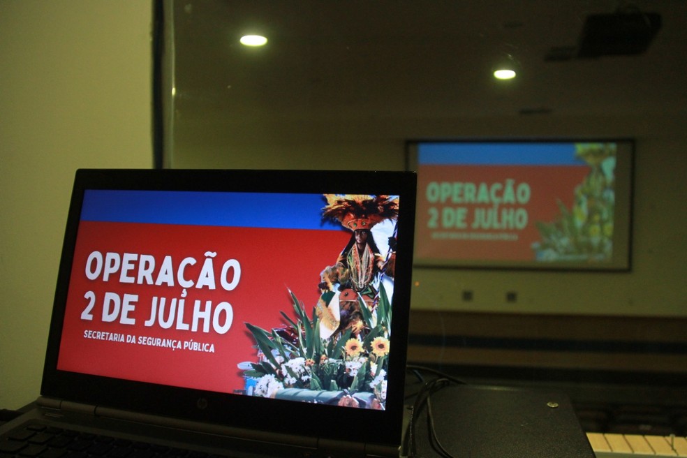 Mais de mil policiais participarão da segurança no Dois de Julho, em Salvador.  — Foto: SSP
