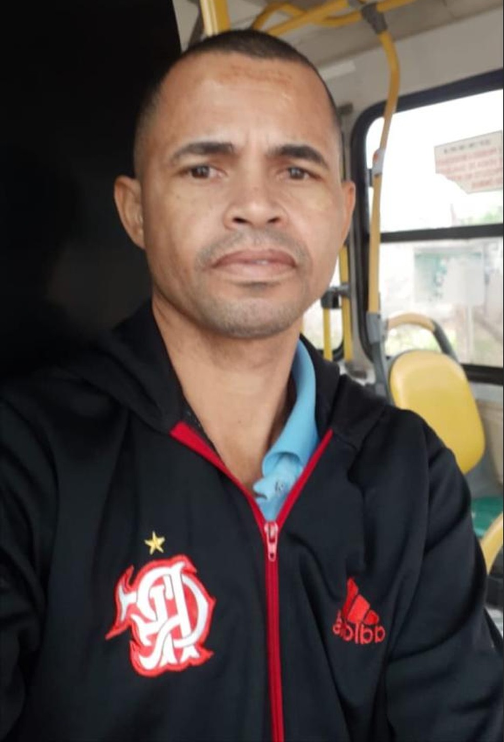 Valdecir Rosa de Farias, de 41 anos, morreu ao comemorar a vitória do Flamengo, em Cuiabá. — Foto: Arquivo Pessoal