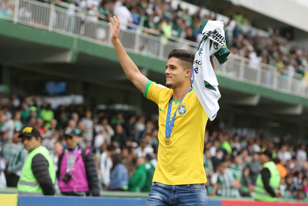 Yan Couto: silver from the house of Coritiba and champion with the U-17 team - Photo: Coritiba