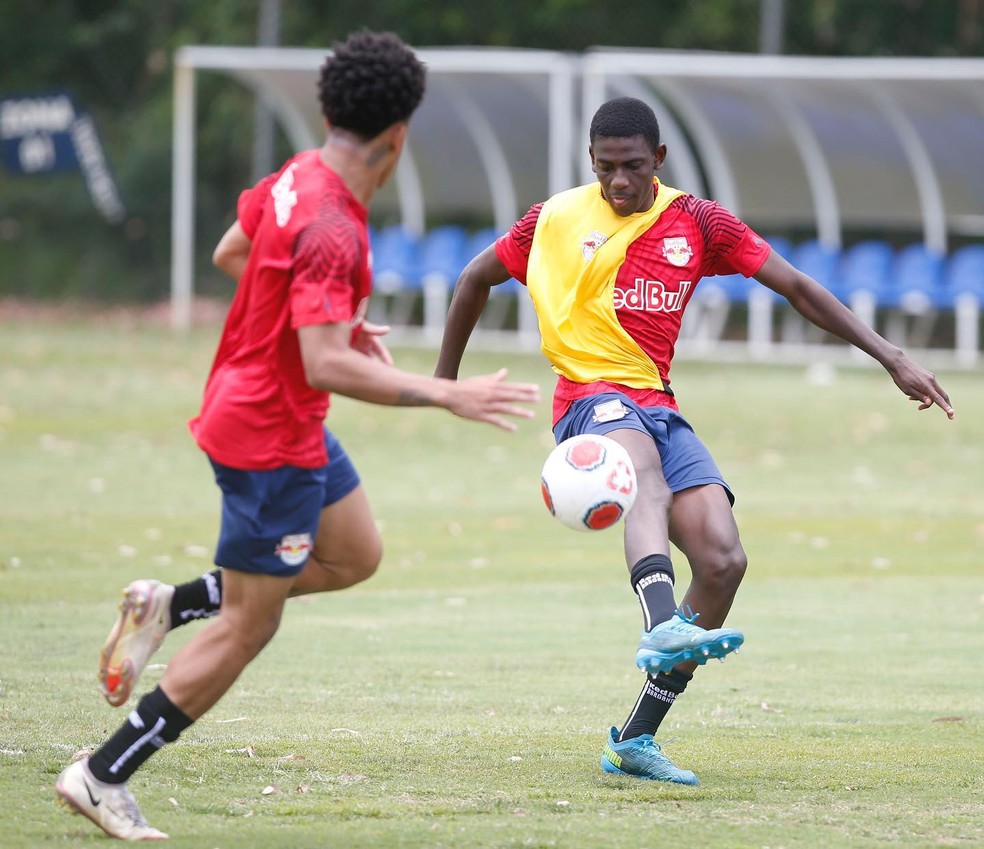 Treino do Bragantino para a Copinha — Foto: Fernando Roberto/Red Bull Bragantino