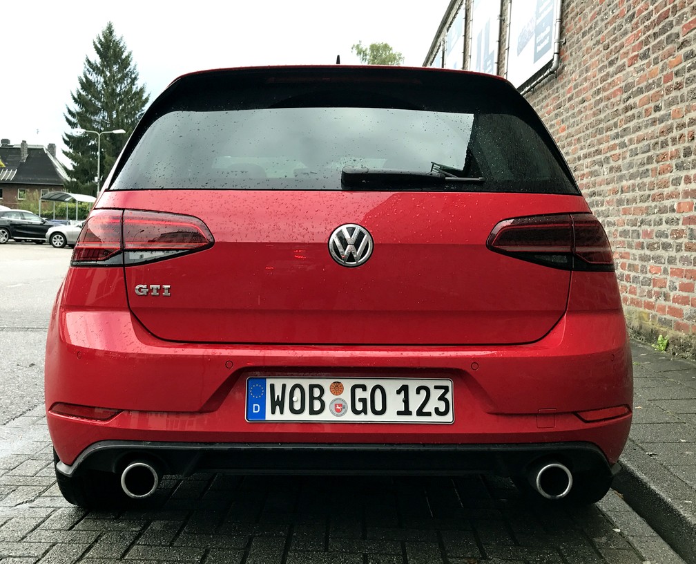 Volkswagen Golf GTI (Foto: André Paixão/G1)