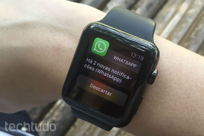 Aprenda a ler e responder mensagens do WhatsApp pelo Apple Watch (Foto: Lucas Mendes/TechTudo)