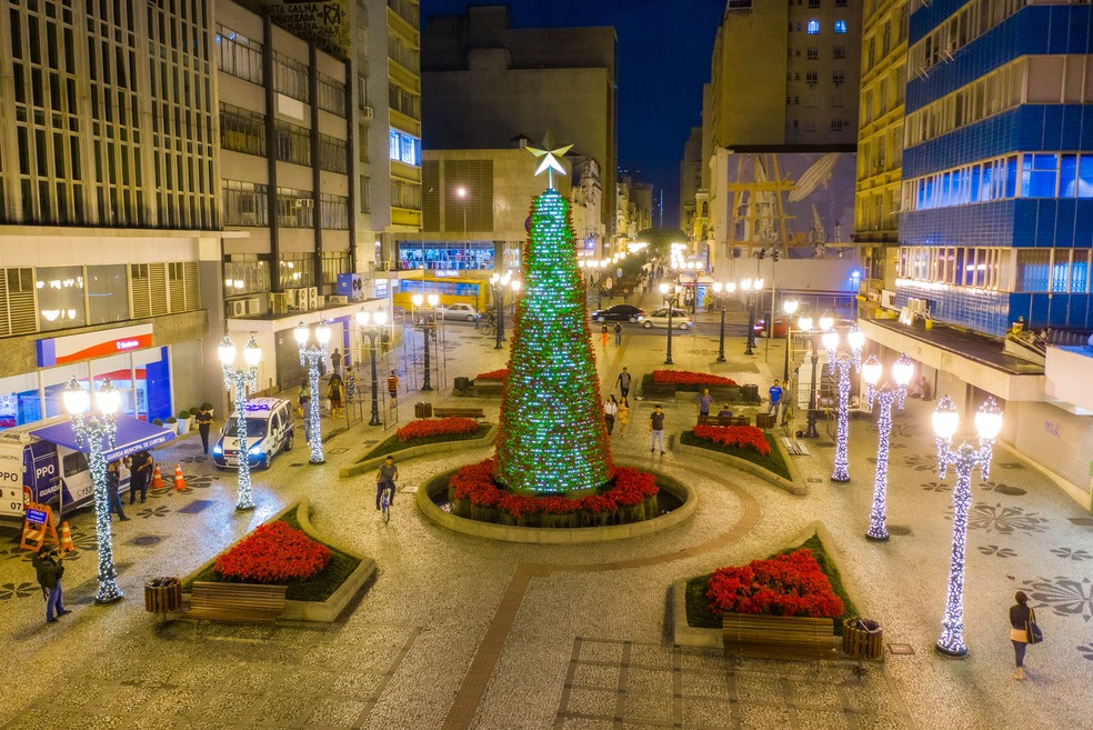 Curitiba mantém decoração de Natal para visitação até janeiro de 2023; veja  locais | O que fazer no Paraná | G1