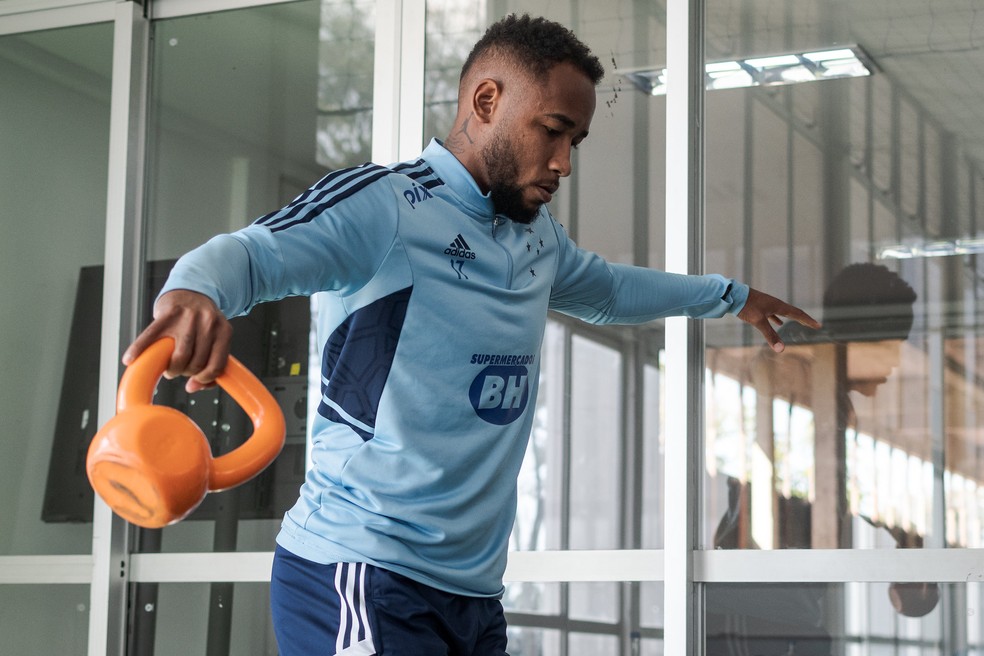 Cruzeiro x Fluminense: Paulo Pezzolano é pessimista sobre retorno de Rafa Silva