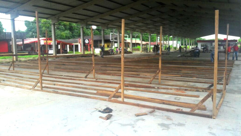Abrigos estão sendo construídos no Parque de Exposições para o caso de famílias desabrigadas com a cheia do Rio Acre (Foto: Divulgação/Prefeitura de Rio Branco )