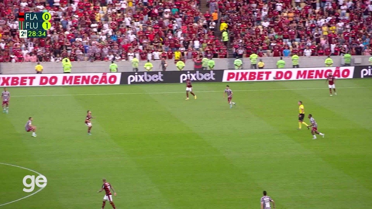 Bobinho? Flu troca passes por mais de 1 minuto at&eacute; sair o gol de Nathan