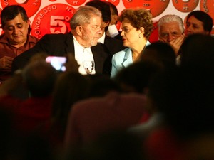 Lula e Dilma no congresso do PT (Foto: Lúcio Távora/Agência A Tarde/Estadão Conteúdo)