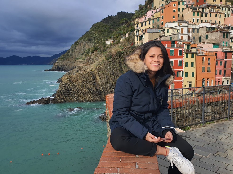 Débora mora na Itália e relata que ainda há pessoas bastante resistentes à vacina — Foto: Arquivo Pessoal