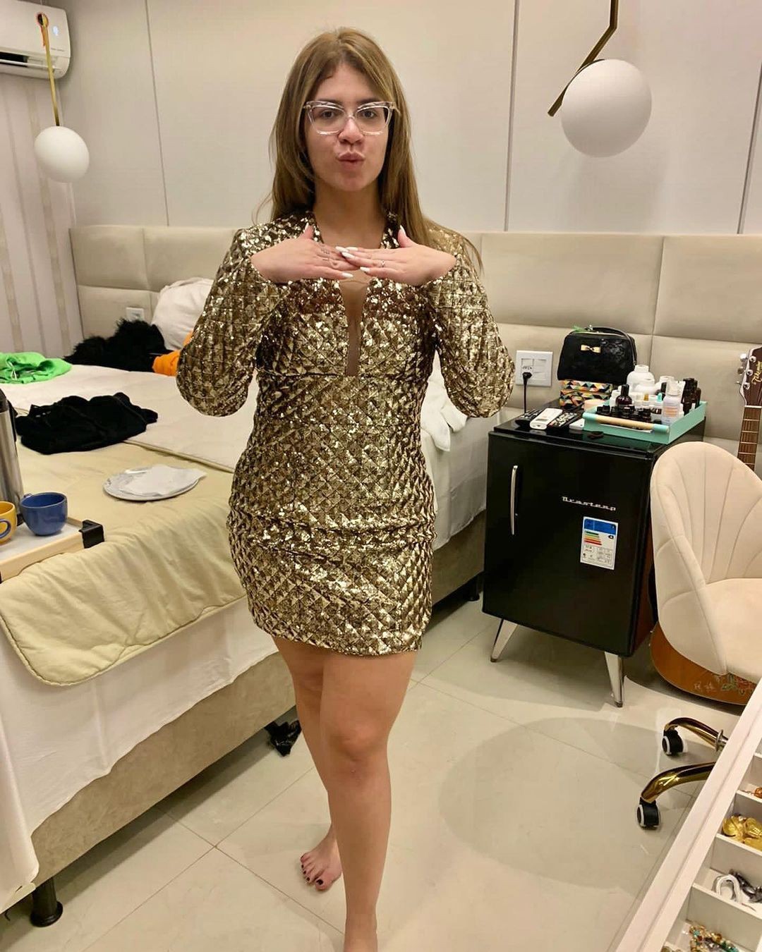 Stylist de Marília Mendonça posta foto de prova de roupa da cantora  (Foto: Reprodução/Instagram)