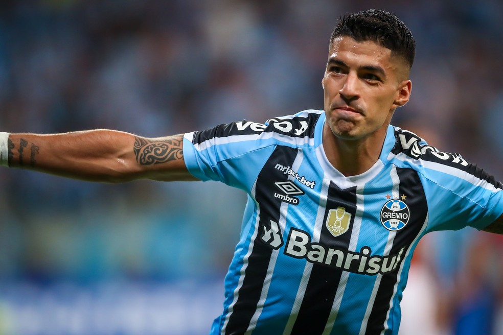 Suárez comemora gol pelo Grêmio — Foto: Lucas Uebel/Grêmio