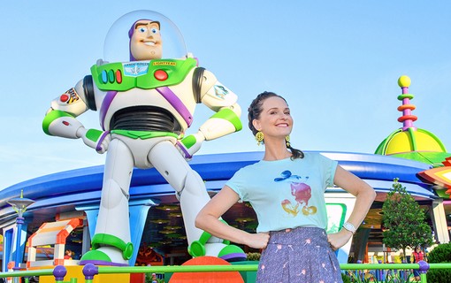 Fernanda Rodrigues na nova Toy Story Land no Disney´s Hollywood Studios