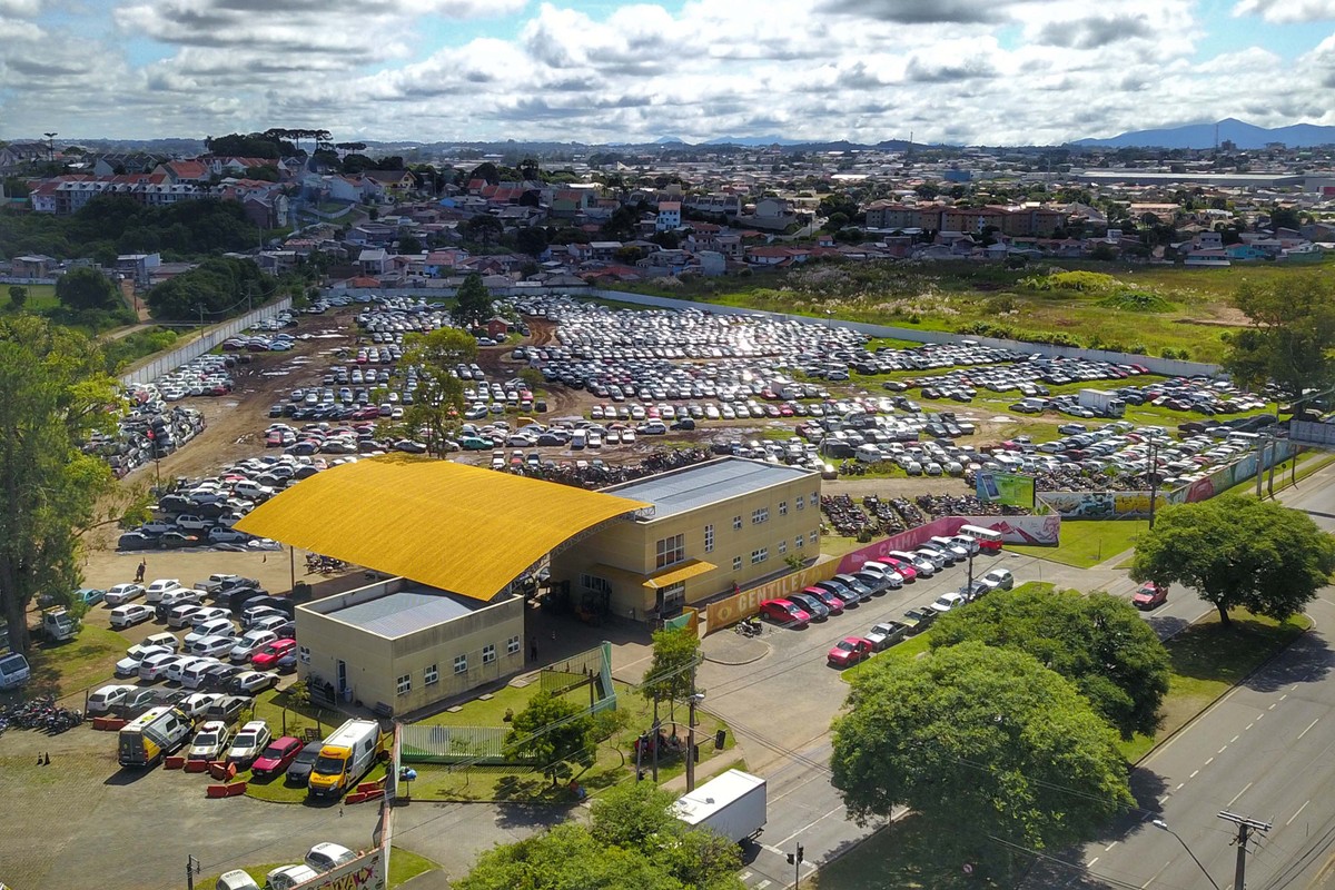 Governo sanciona lei que isenta diárias de veículos apreendidos em