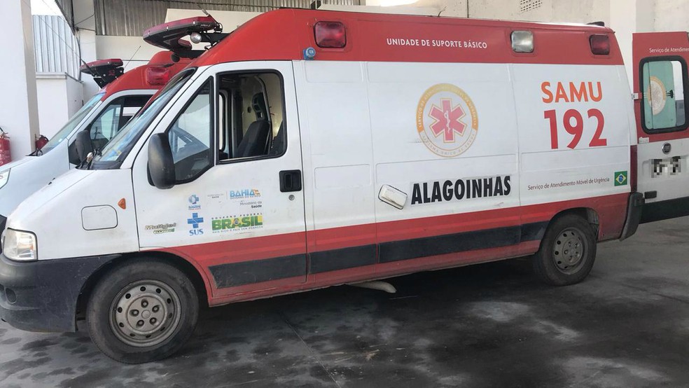 Homem Ã© preso por roubar ambulÃ¢ncia do Samu na frente de hospital da Bahia â€” Foto: DivulgaÃ§Ã£o/ Secom Alagoinhas
