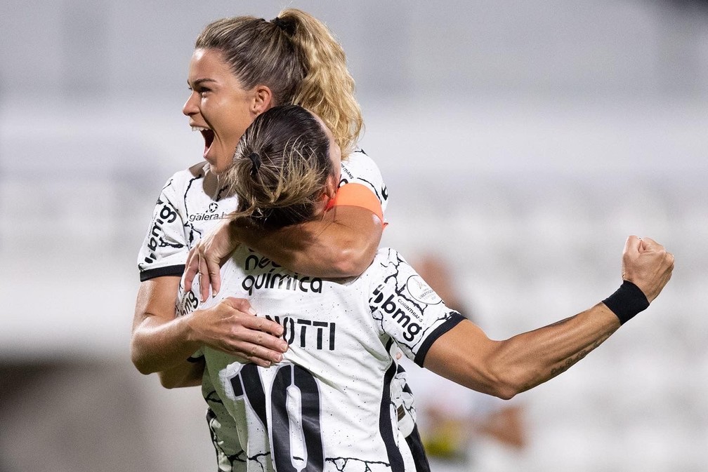 Corinthians vence Alianza Lima e se classifica à semifinal da Libertadores feminina