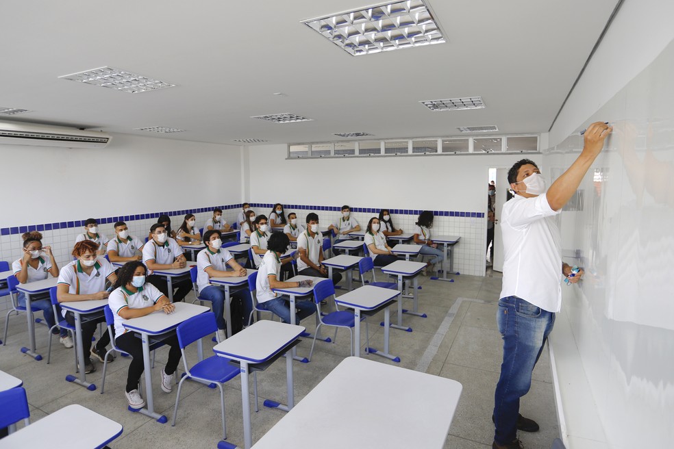 Aulas presenciais serão retomadas na rede estadual do Ceará nesta segunda-feira. — Foto: Helene Santos/Casa Civil