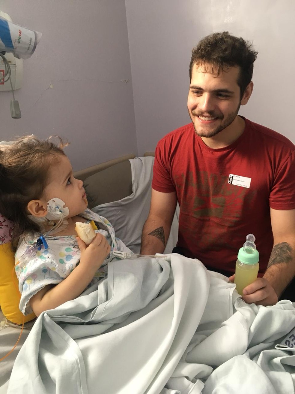 Pai salva a vida de filha de dois anos com transplante de fígado em SP — Foto: Arquivo pessoal 