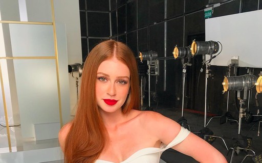 Marina Ruy Barbosa Posa Sexy Em Bastidores Vogue Gente 2618