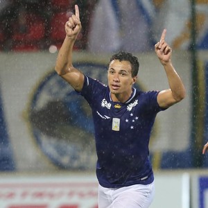 Em cima ou embaixo? Para Damião, Cruzeiro precisa criar repertório versátil