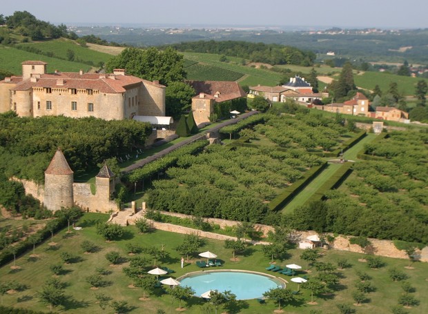 Chateau de Bagnols, na França  (Foto: Reprodução/Must see places)