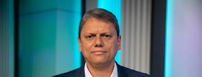 Tarcísio de Freitas (Republicanos), candidato a governador de SP, antes de debate na TV Globo — Foto: Fábio Tito/g1