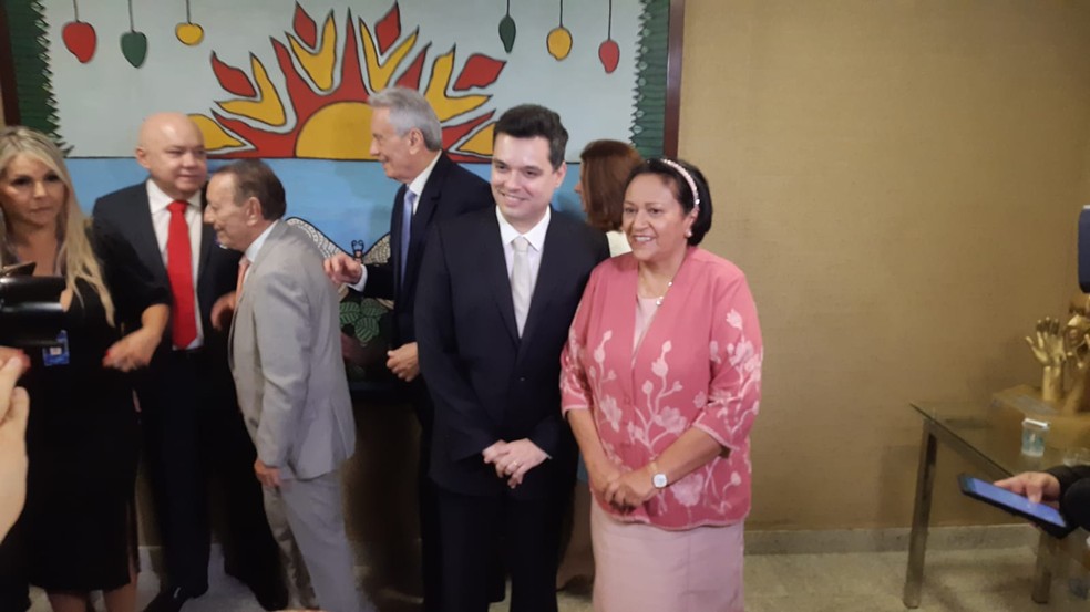 Governadora Fátima Bezerra (PT) e o o vice-governador eleito, Walter Alves, são empossados — Foto: Sérgio Henrique Santos/Inter TV Cabugi
