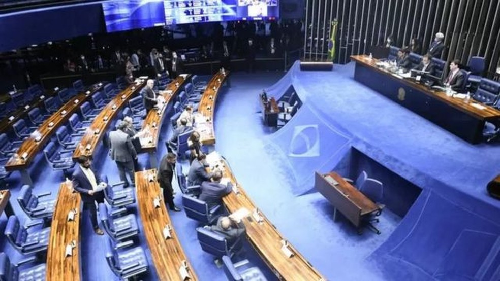 Os bilhões do Orçamento Secreto têm sido usados por parlamentares para gastos e investimentos em seus redutos eleitorais, como obras, compras de equipamentos e realização de procedimentos médicos, segundo levantamento — Foto: Agência Senado