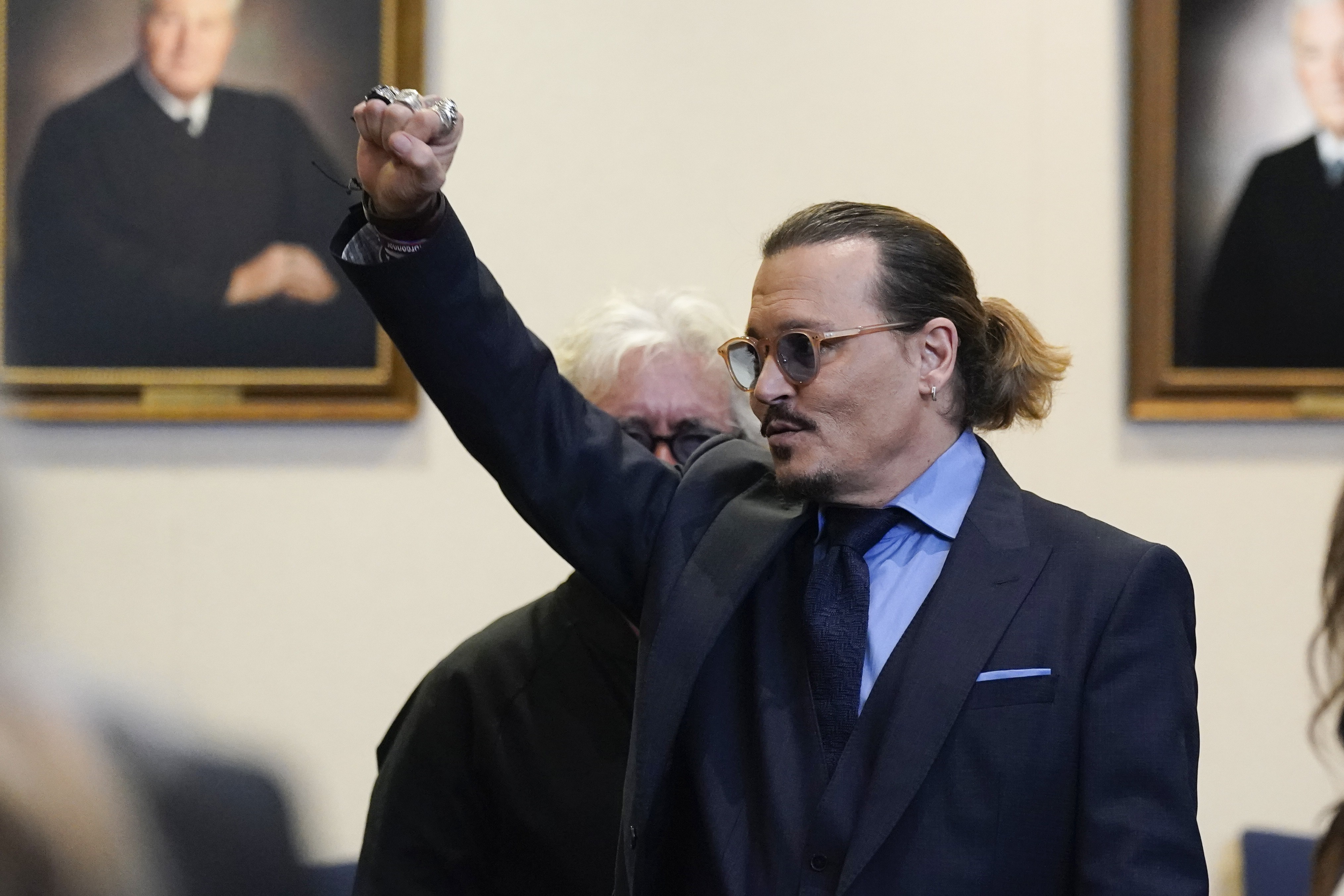 Johnny Depp e Jeff Beck se juntam para gravar disco com versões de músicas