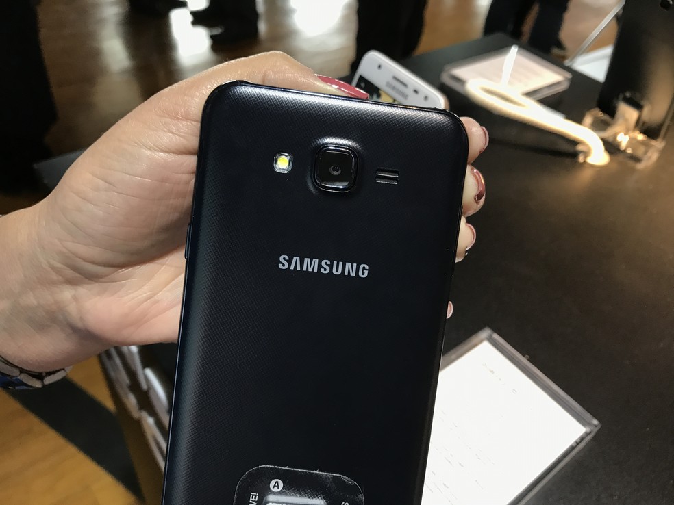 Galaxy J7 Neo em detalhes: saiba preço, prós e contras do celular Samsung |  Celular | TechTudo