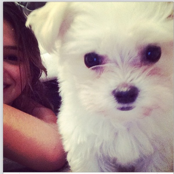 Bruna Marquezine posta foto com Luna (Foto: Reprodução/Instagram)