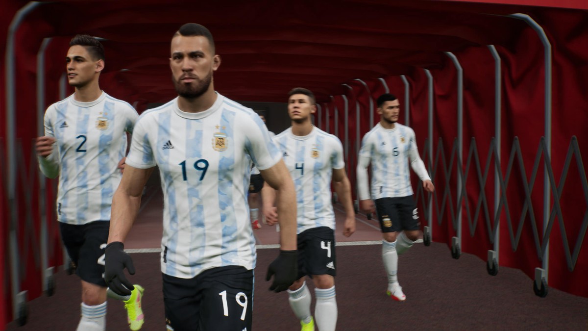 eFootball 2022 tem mudança radical, ignora avanços de PES e desagrada fãs